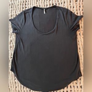 BKE Rounded Neck Tee Shirt Dark Gray Size XL